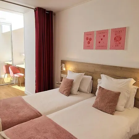 De La Fontaine Hotel 3*
