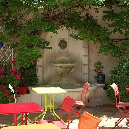 Hotel De La Fontaine