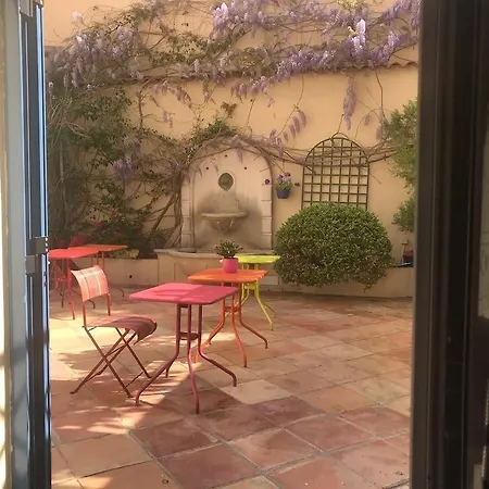 De La Fontaine 3* Nice